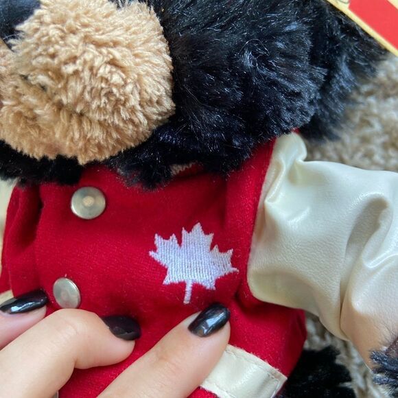 NWT Creature Comforts Plush Black Bear 11”Canada Maple Leaf Stuffed - Picture 7 of 9
